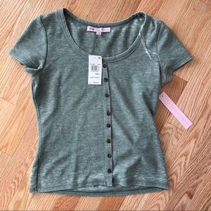 olive green button shirt